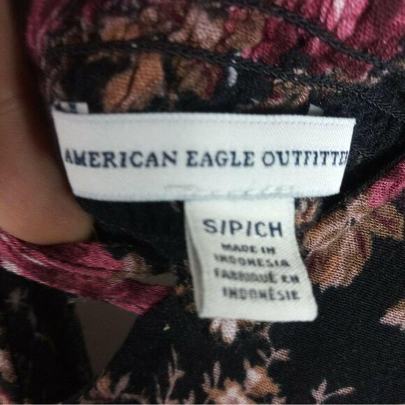 American Eagle Floral Crisscross Strap Camisole S - Picture 4 of 7